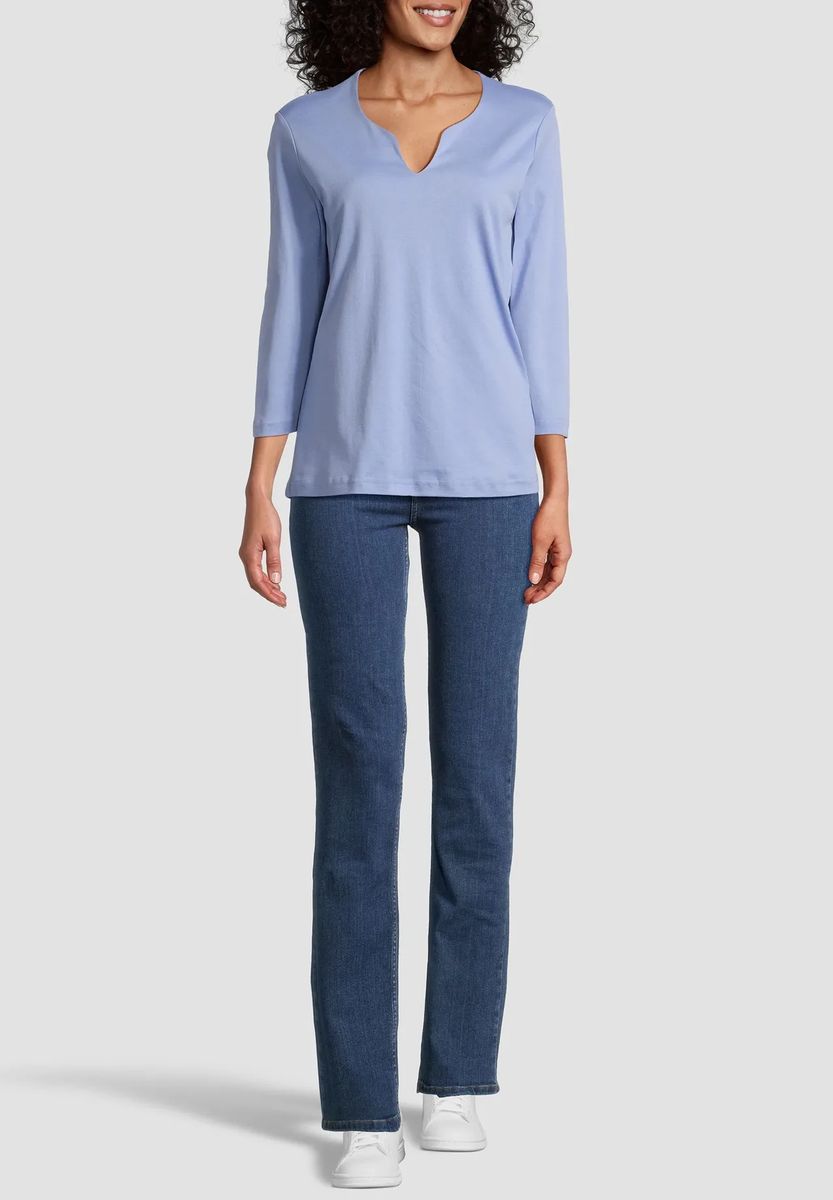 Klassisches marineblaues Shirt mit Schlitzkragen und 3/4-Ärmeln