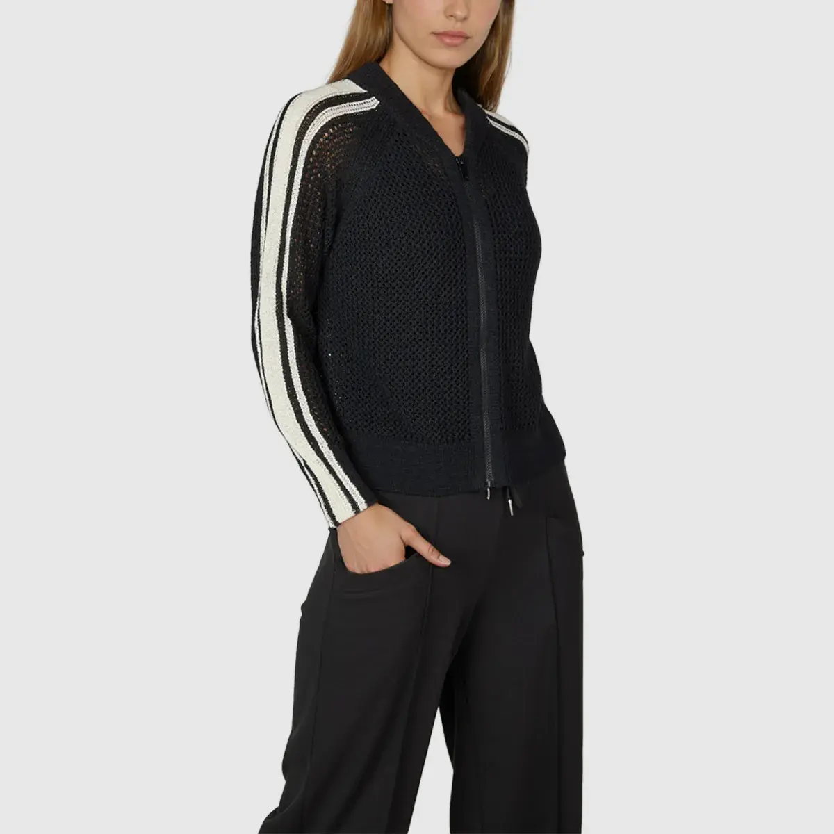 Sportliche Strickjacke mit Reißverschluss