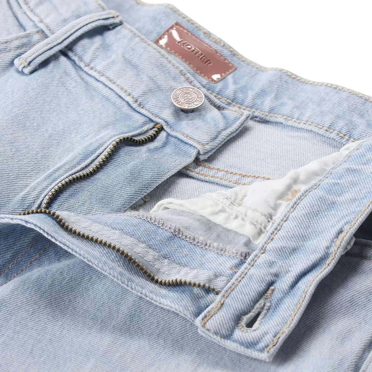 Weite Jeans aus hellem Denim