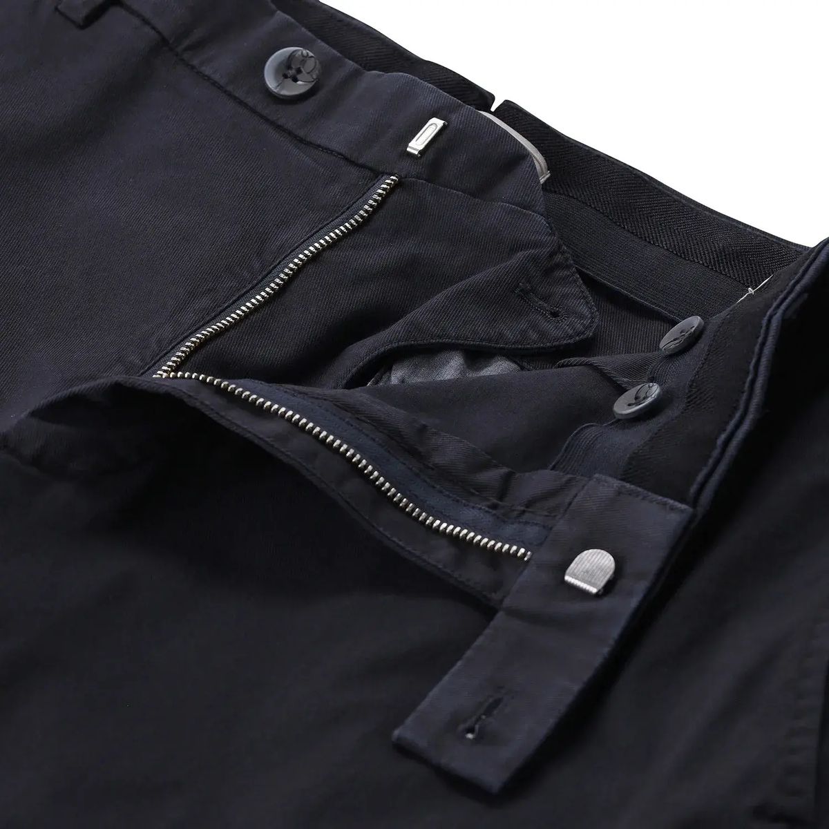 Klassische marineblaue Chino-Hose