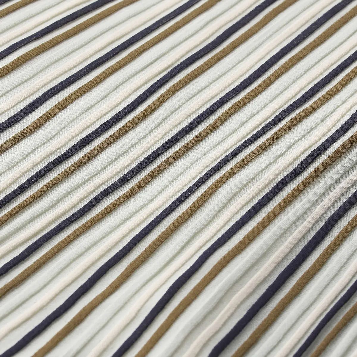 Gestreiftes ärmelloses Strick-Midikleid