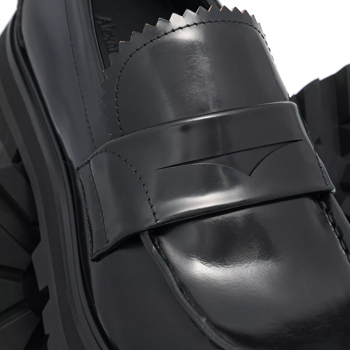Penny Loafers aus Leder mit klobiger Sohle