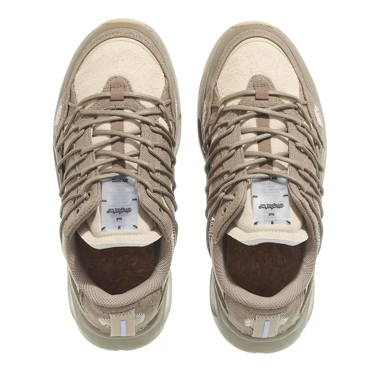 Erdtonfarbene, klobige Schnür-Sneakers