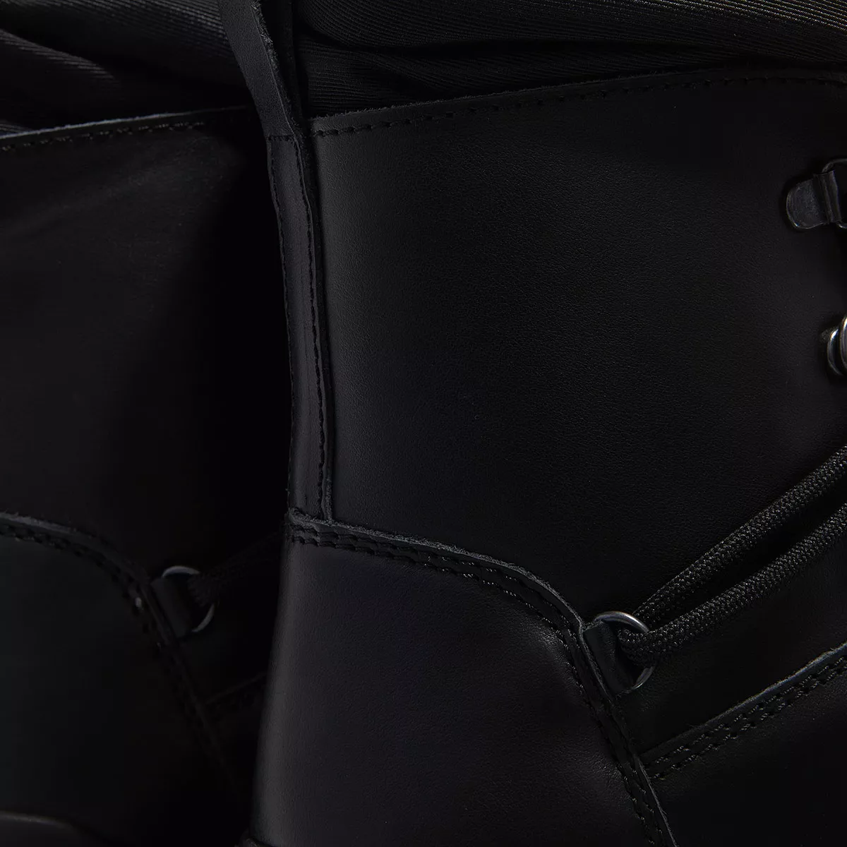 Plateau-Lederstiefel zum Schnüren