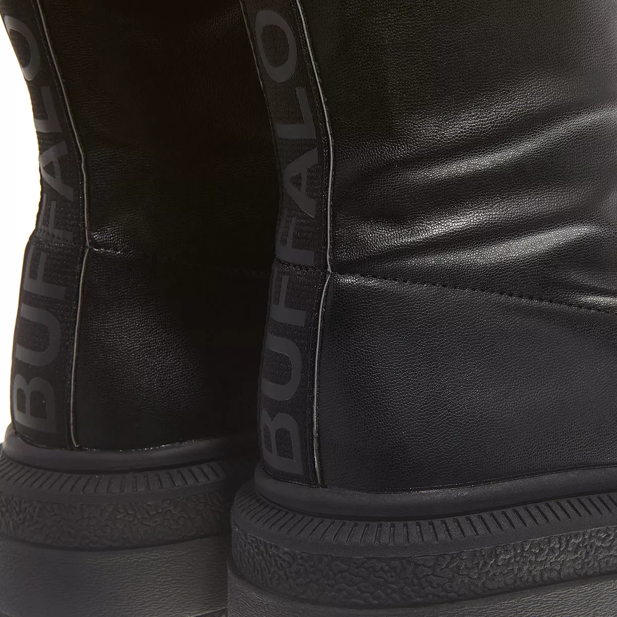 Schwarze Overknee-Plateau-Stiefel