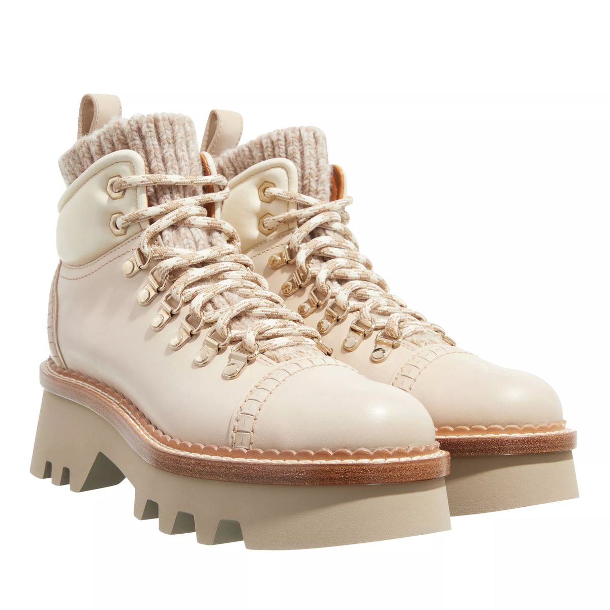 Cremefarbene Leder-Stiefeletten mit Strickbund