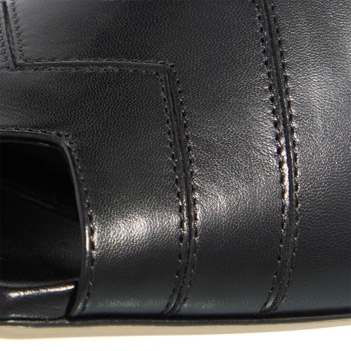 Schwarze Slingback-Sandalen aus Leder