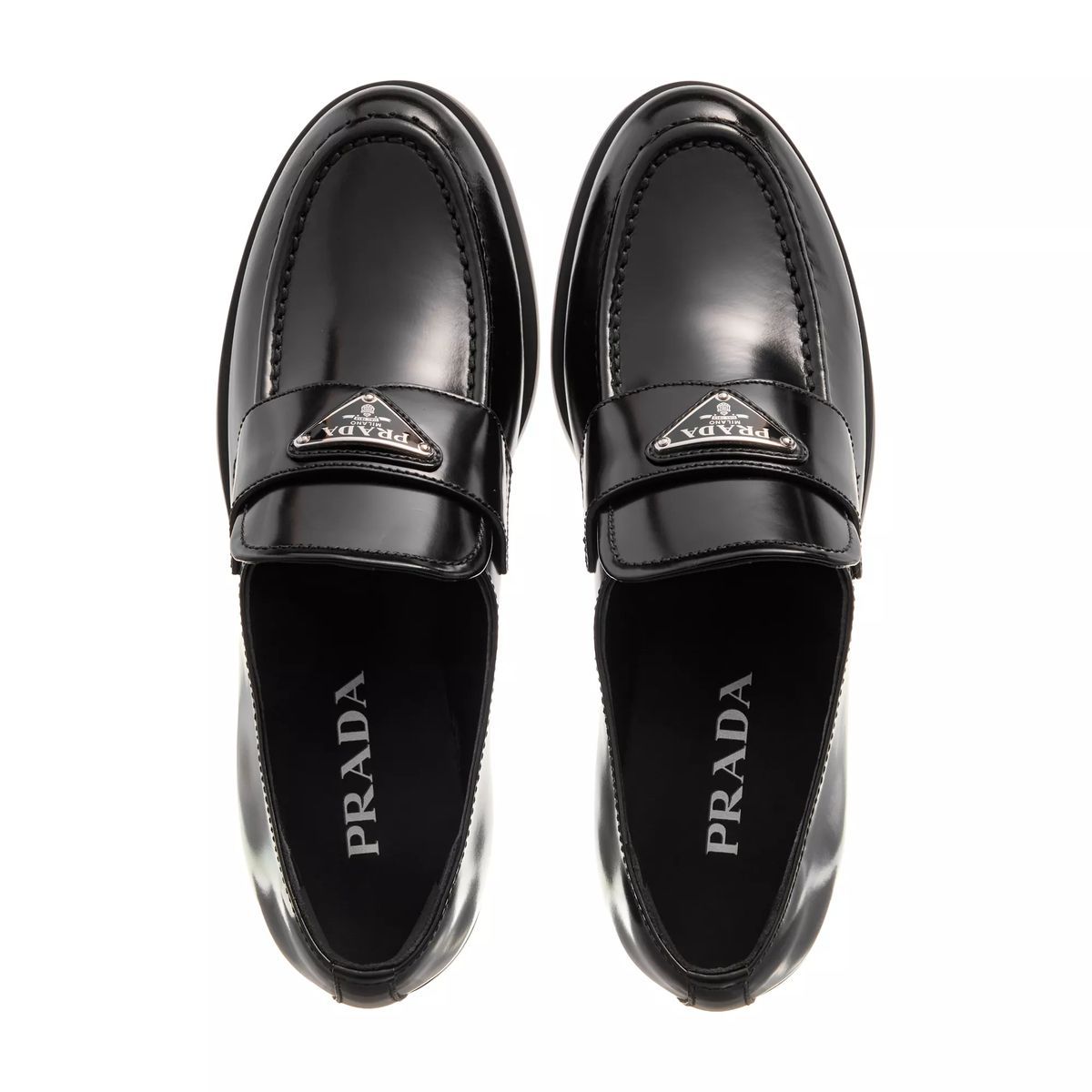 Prada Lackleder Loafer mit Logo-Applikation