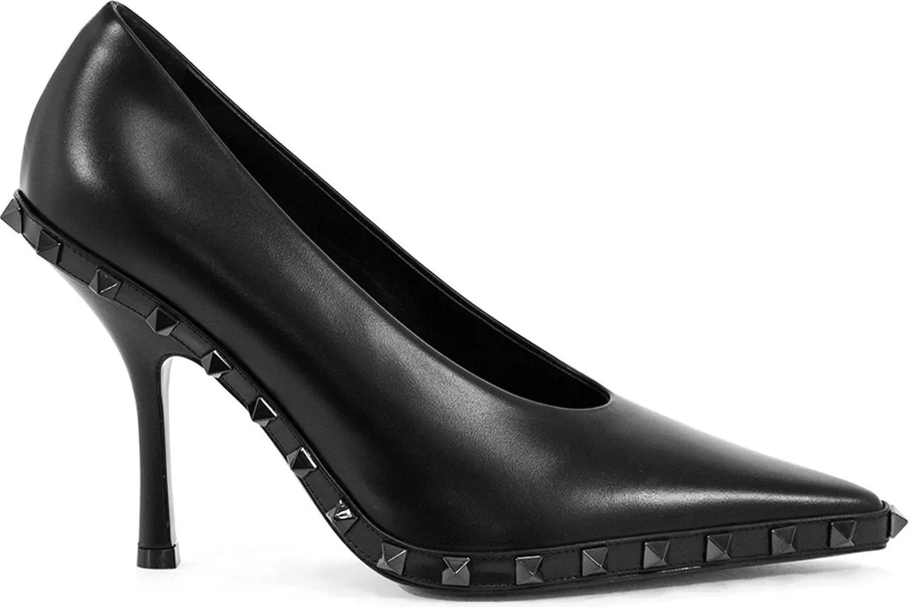 Schwarze Lederpumps mit Nieten