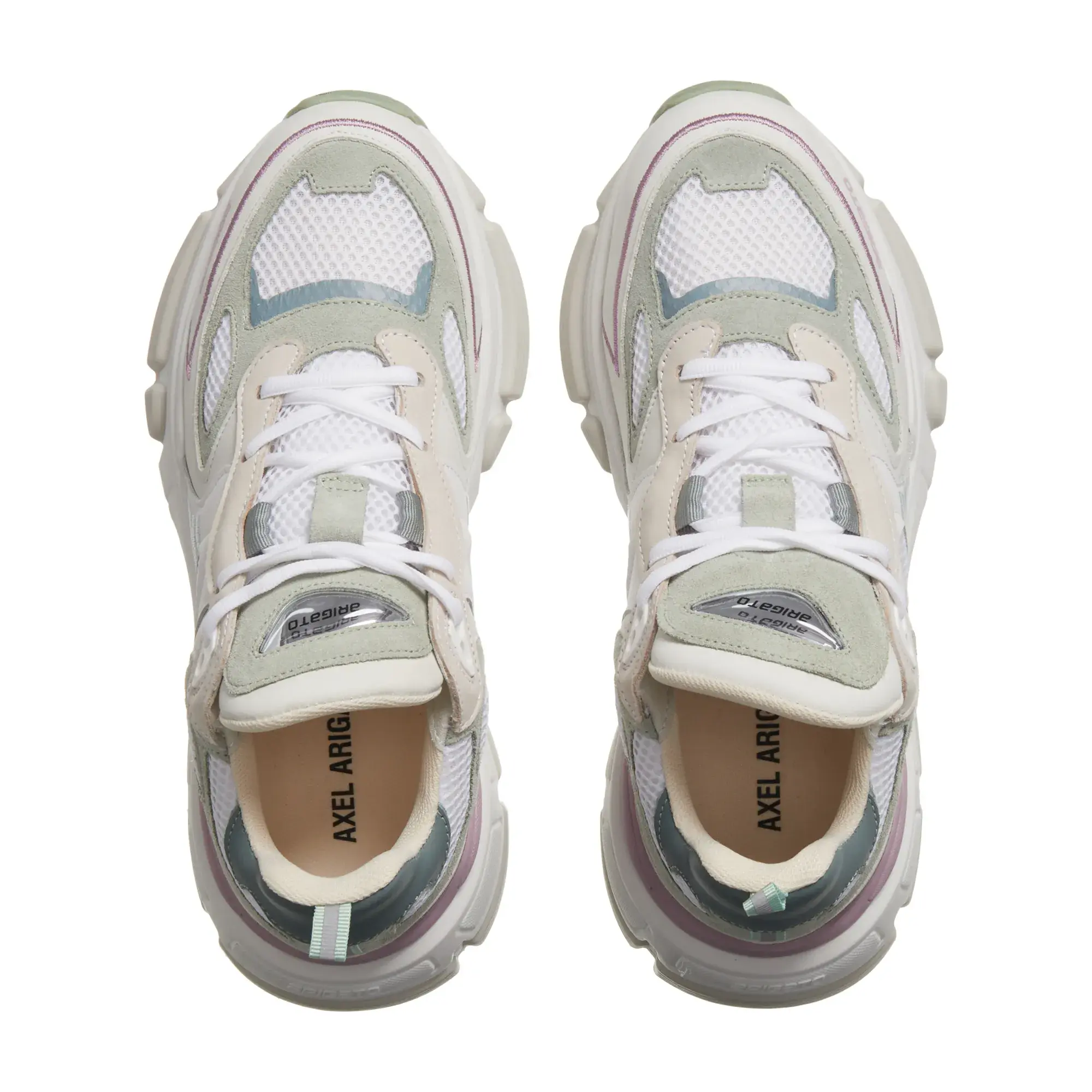 Retro-inspirierter Sneaker mit klobiger Sohle
