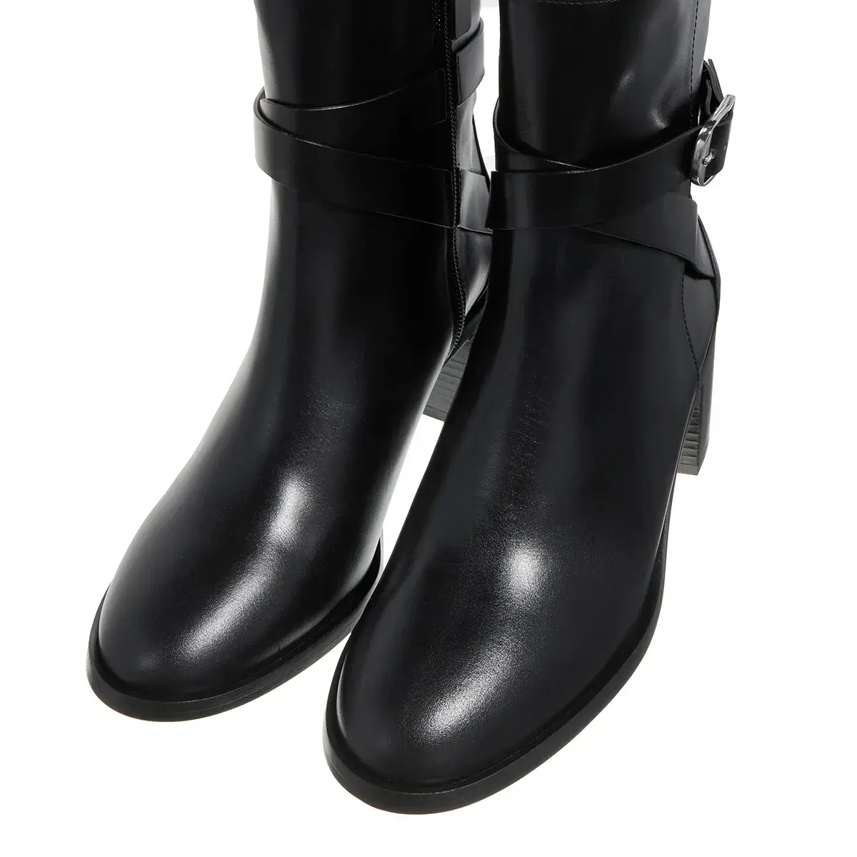 Schwarze Stiefelette mit Absatz aus Leder