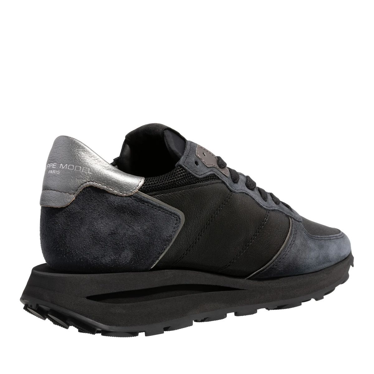 Schwarzer Wildleder- und Leder-Laufschuh