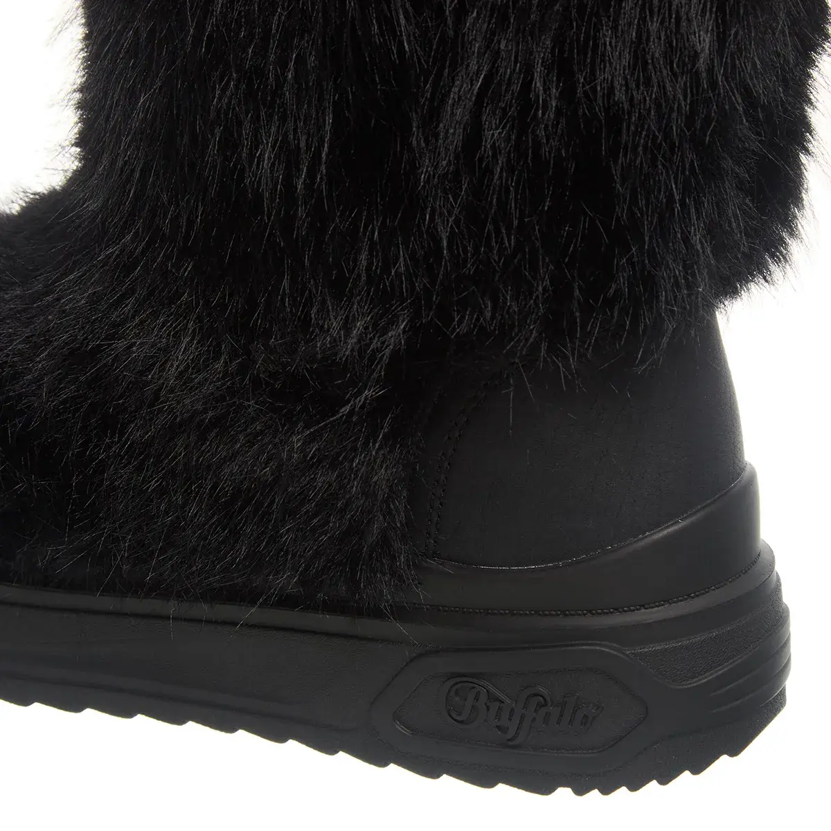 Winterstiefel aus Kunstfell