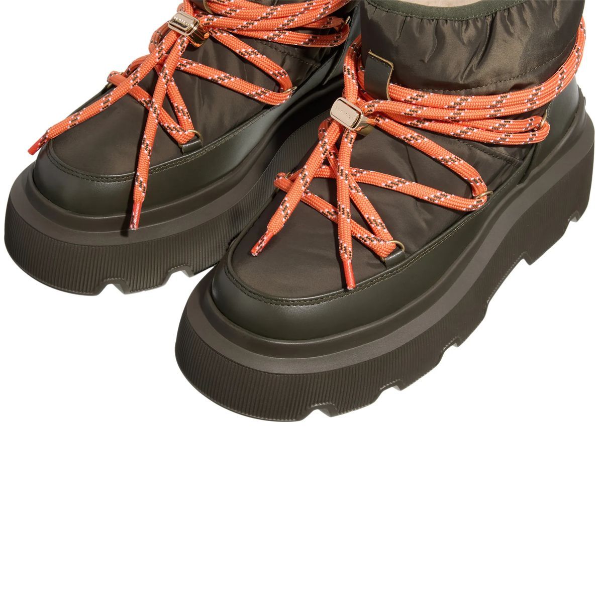 Olivgrüne Puffer-Stiefeletten