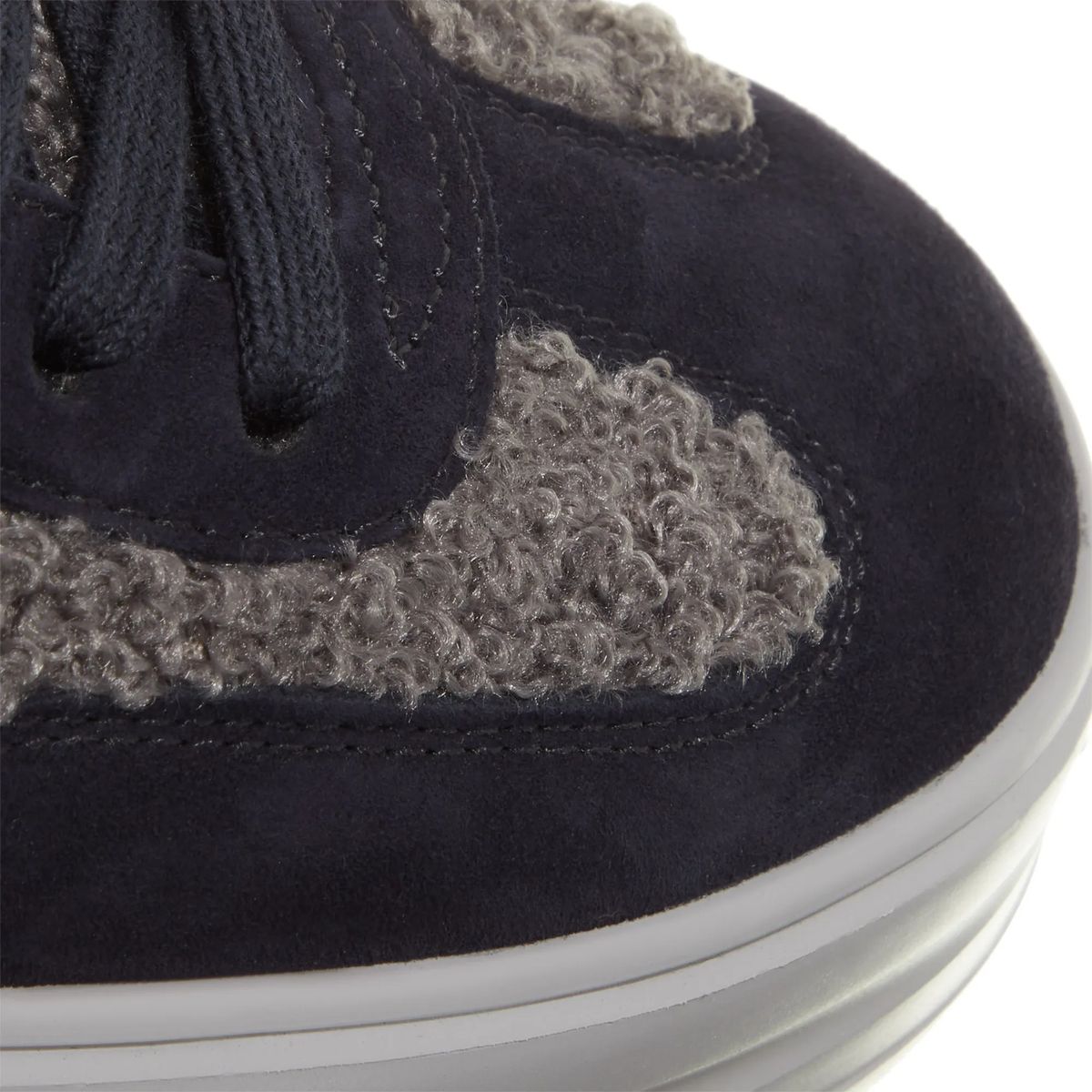 Marineblaue Wildleder- & Shearling-Plateau-Sneaker