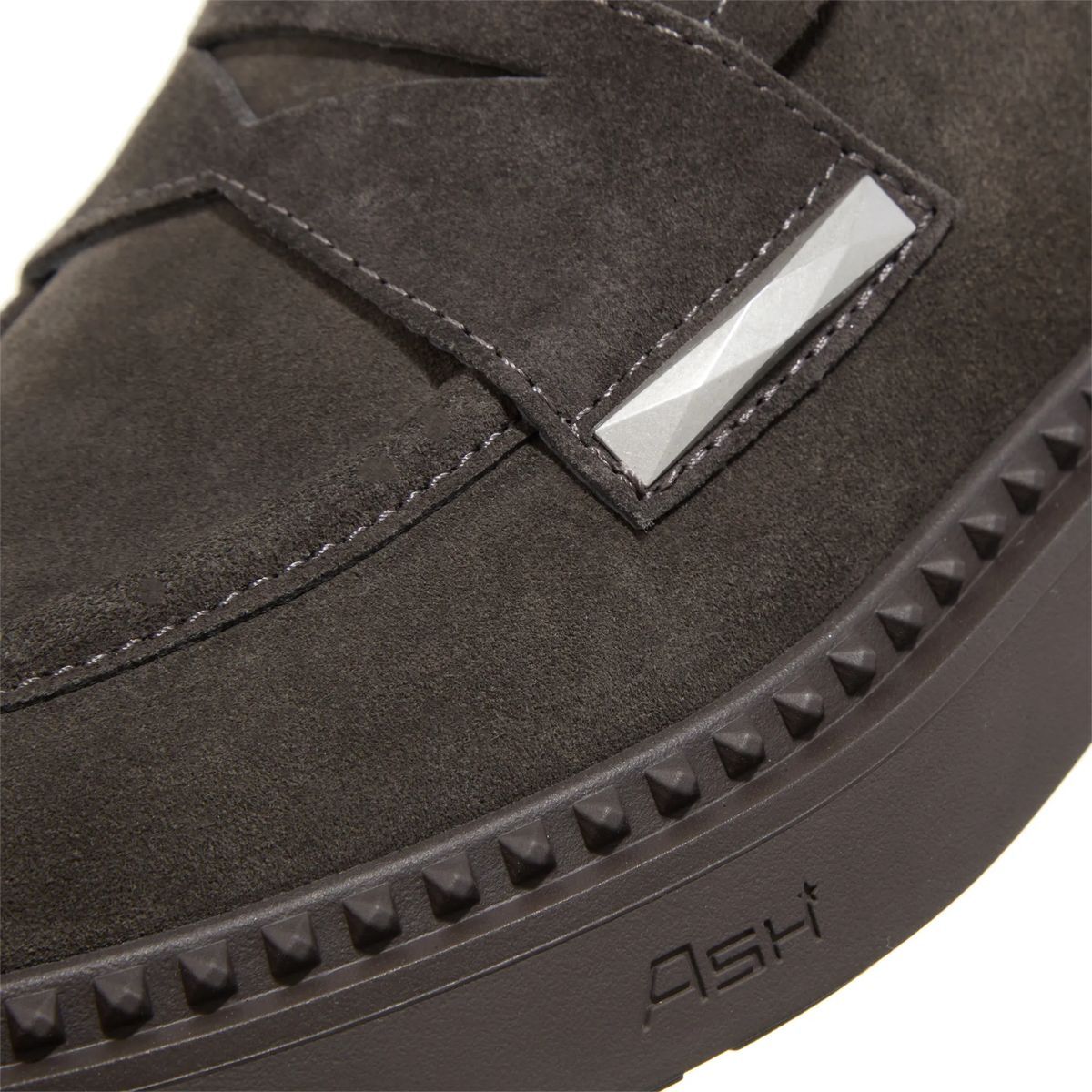 Wildleder Penny Loafer mit Stollensohle