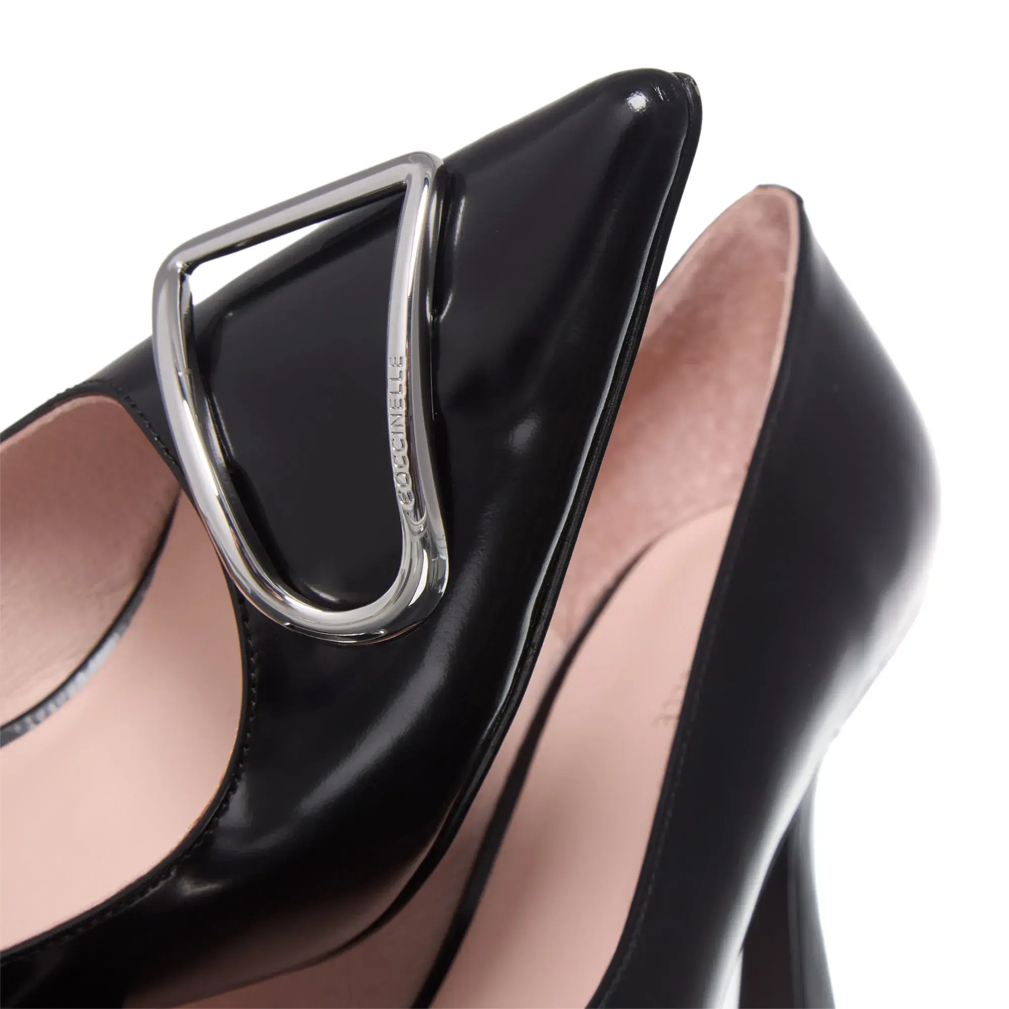 Elegante Pumps mit Schnalle und spitzer Form