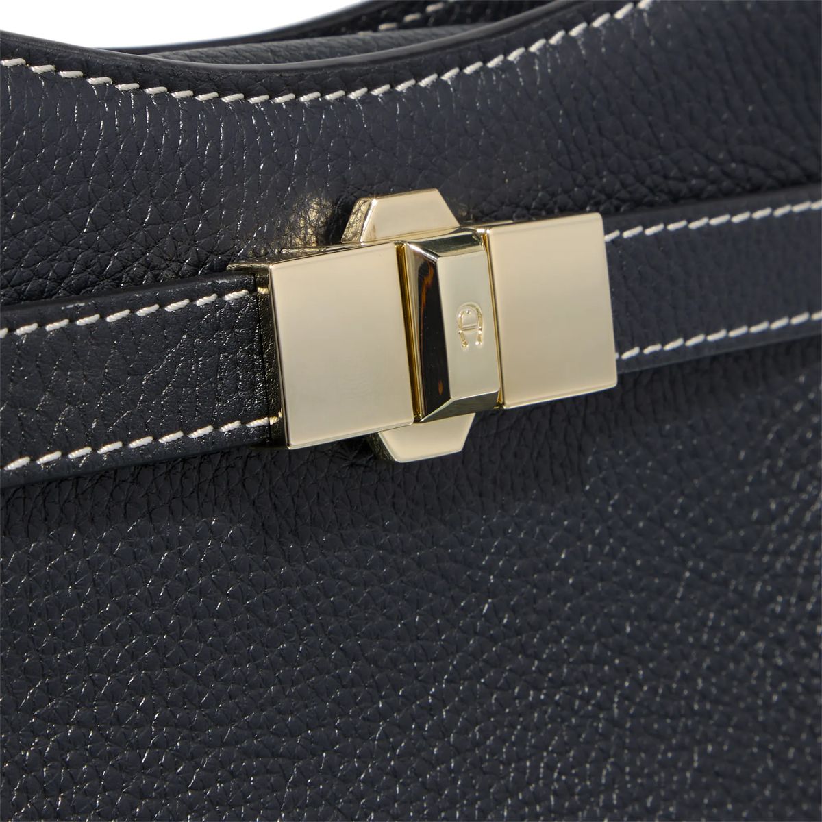Strukturierte Leder Handtasche mit Henkel