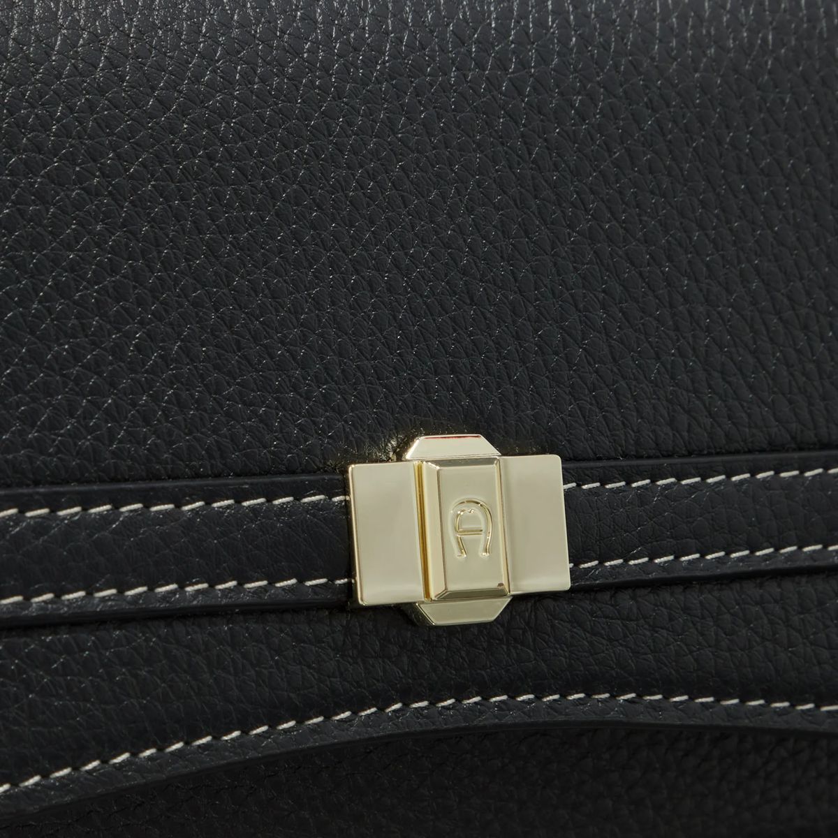 Elegante Leder Wallet on Chain