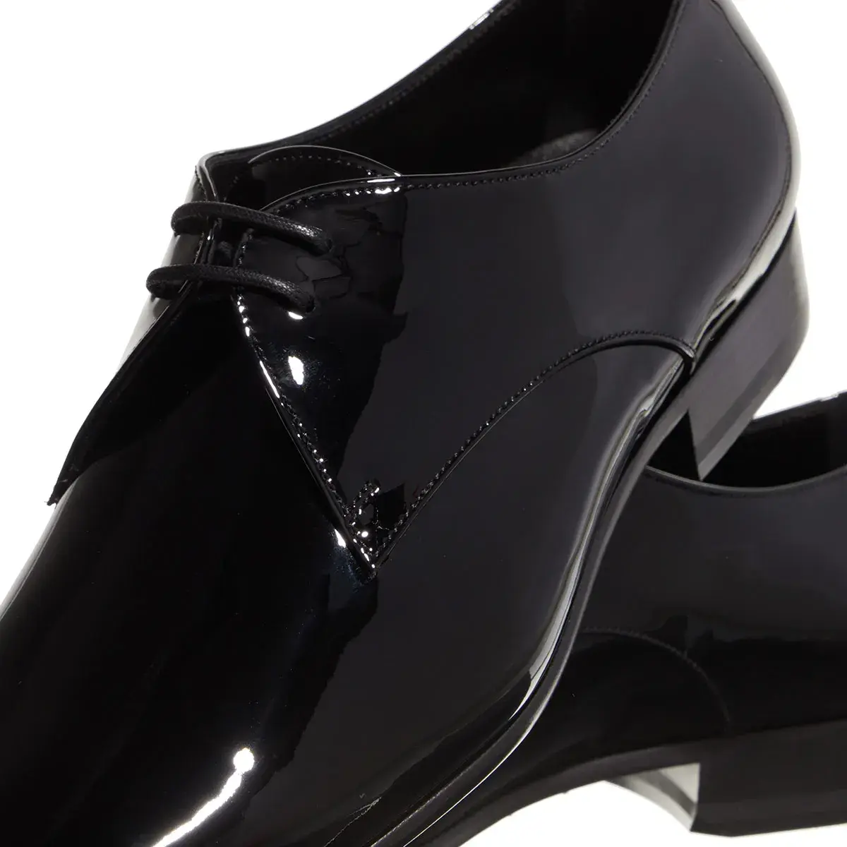 Schwarze Lackleder-Kleiderschuhe