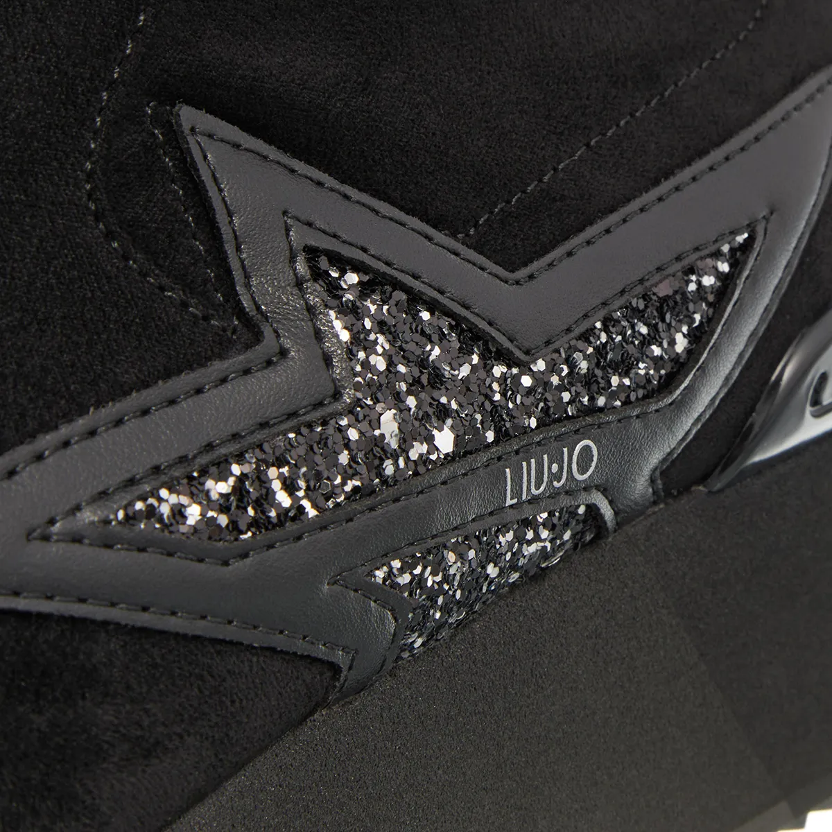 Schwarze Wildleder Plateau Stiefeletten