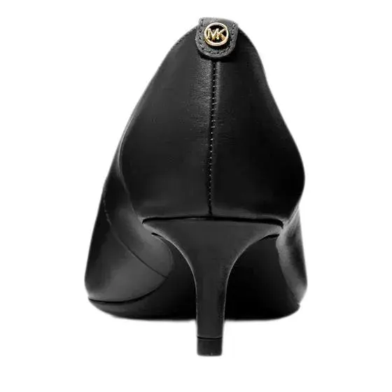 Elegante schwarze Kitten-Pumps