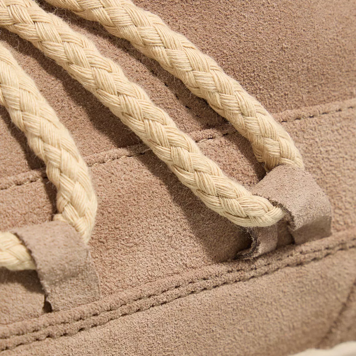Plateau-Wildleder-Winterstiefeletten