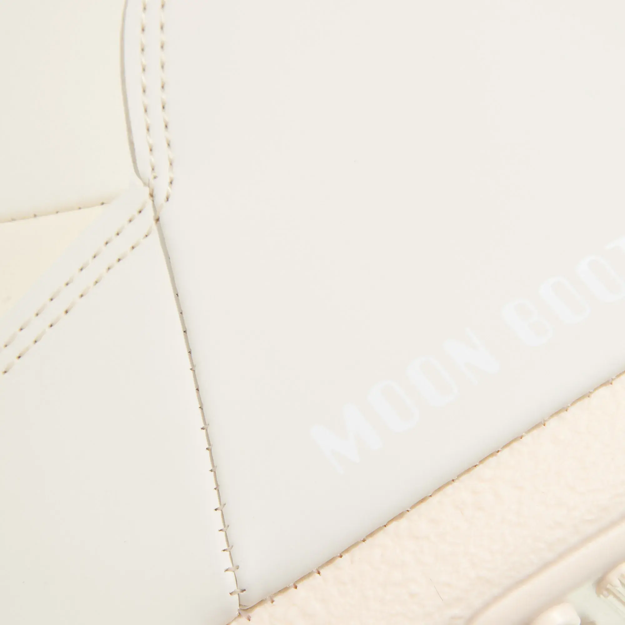 Ivory Icon Low Stiefeletten