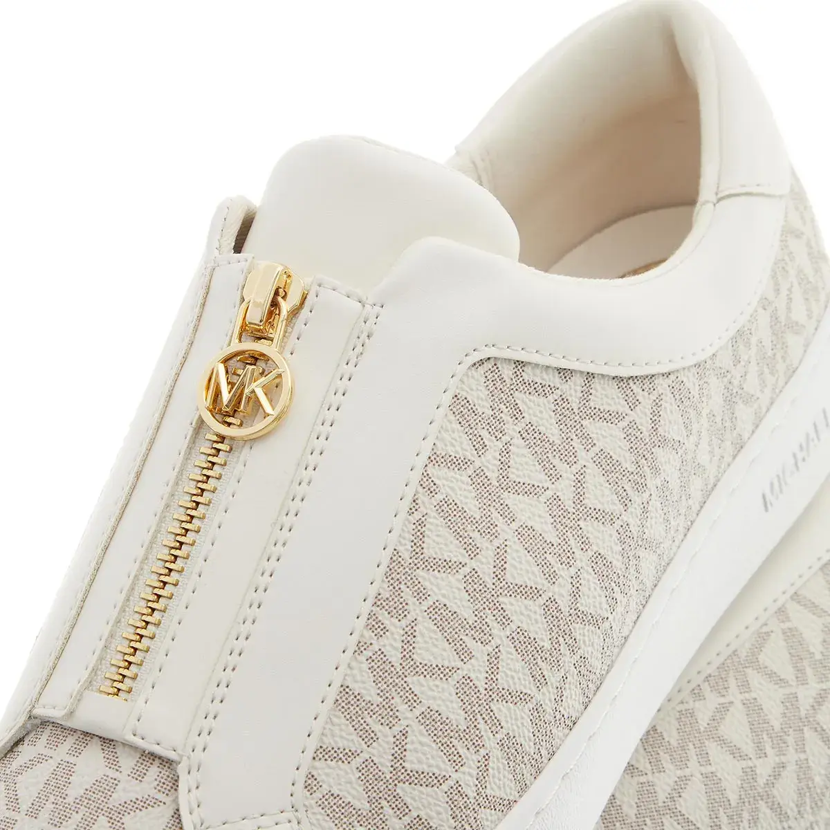 Cremefarbene Logo Slip-On Sneaker