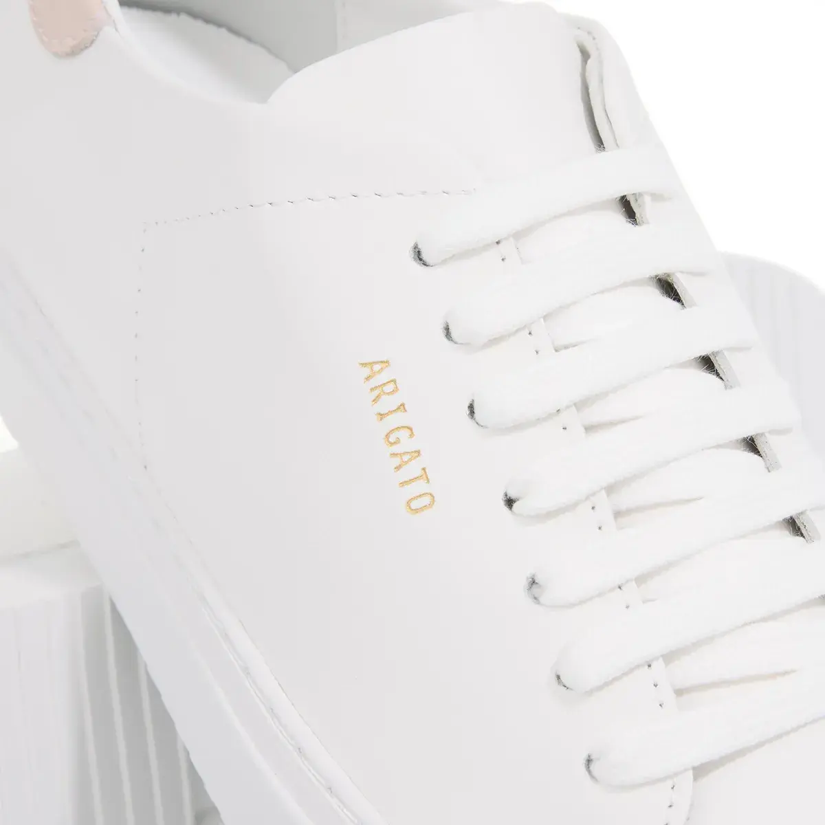 Saubere Leder-Sneakers