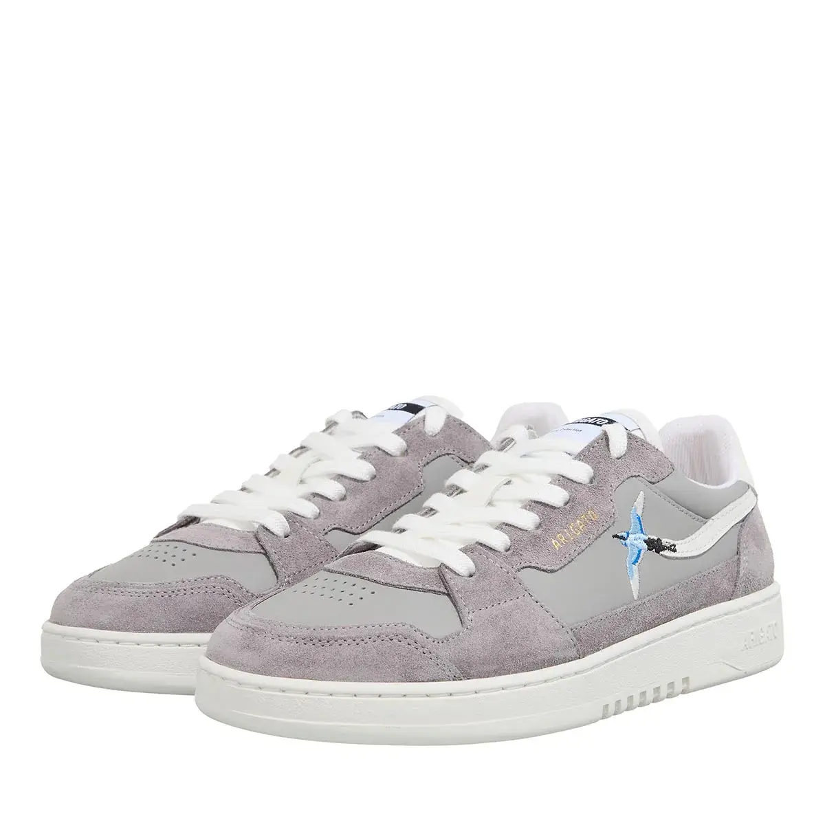 Grauer Wildleder- und Leder-Sneaker