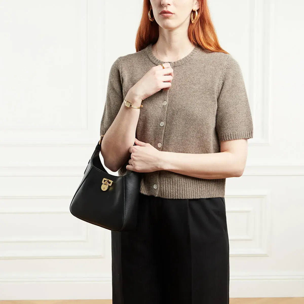 Schwarze Leder Hobo Tasche mit Schloss