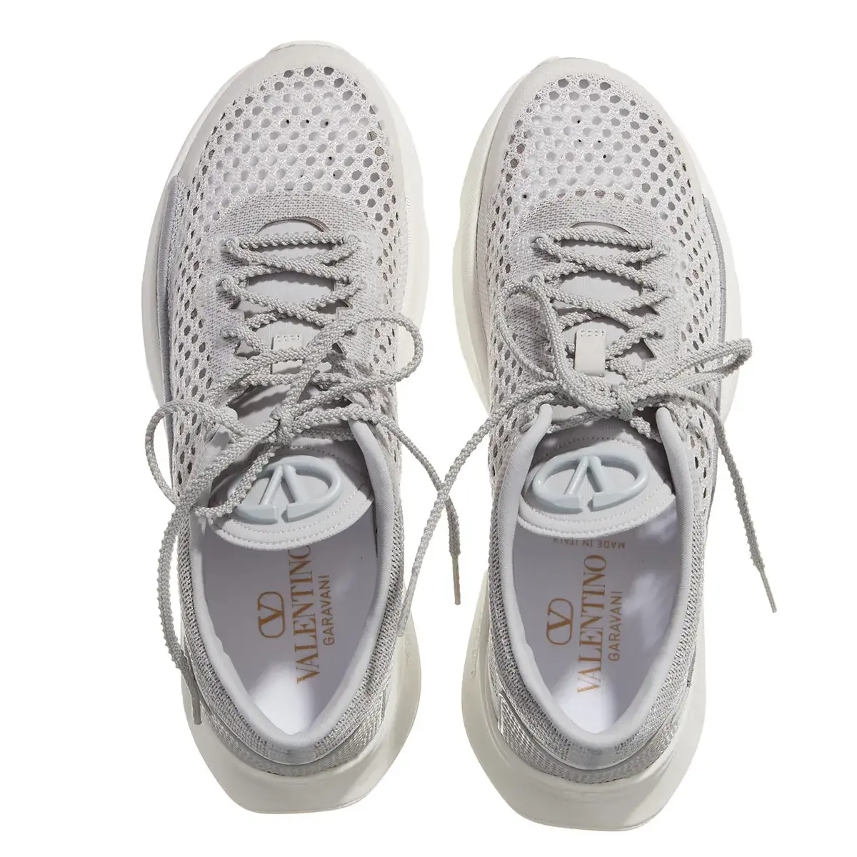 Atmungsaktive perforierte Urban Low-Top Sneaker