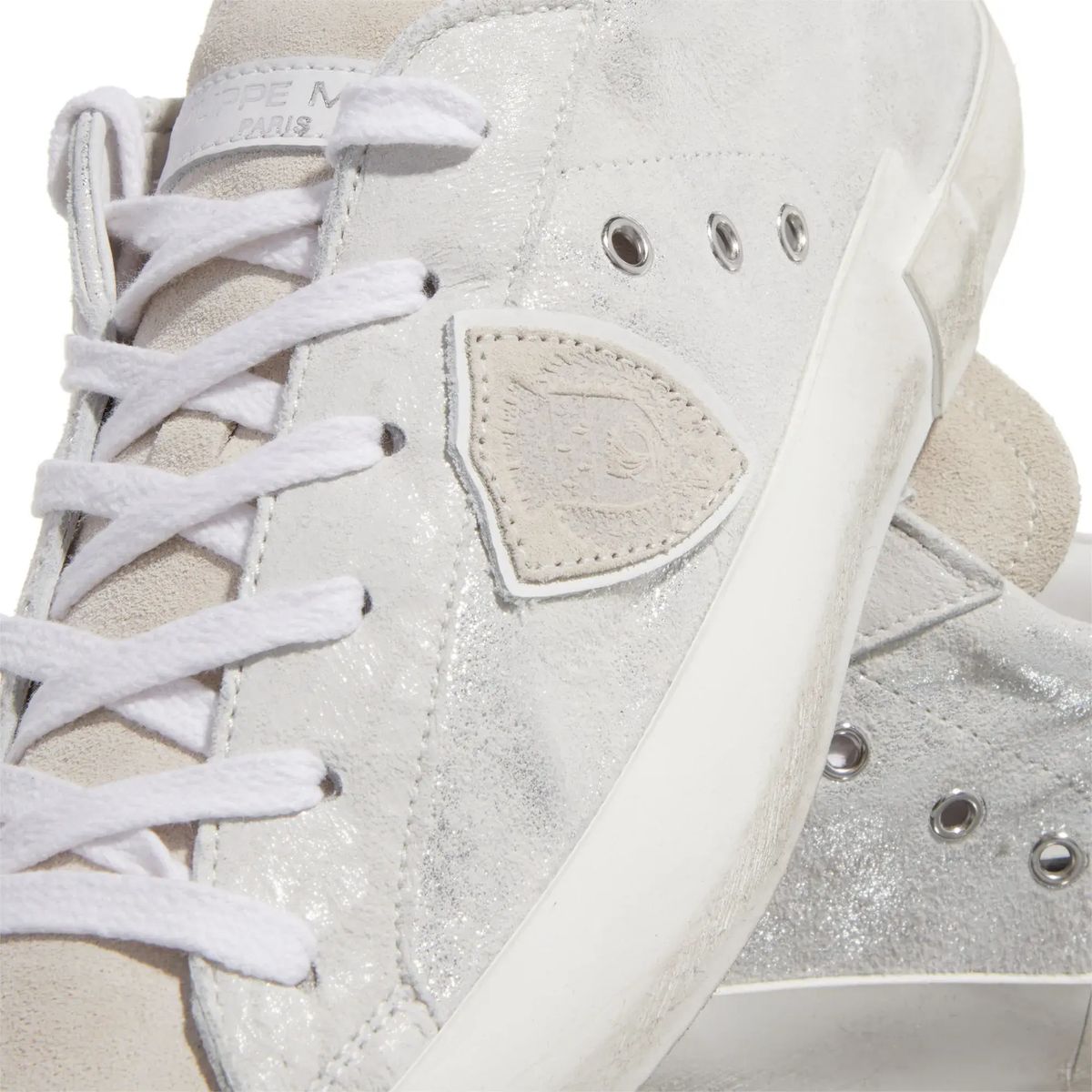 Strukturierter Low-Top Mode Sneaker