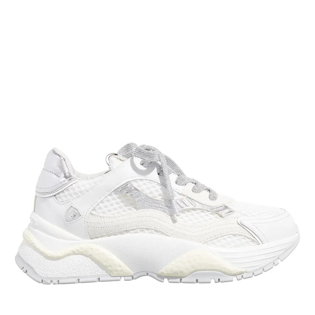 Moderne Sneaker aus Mesh und Leder