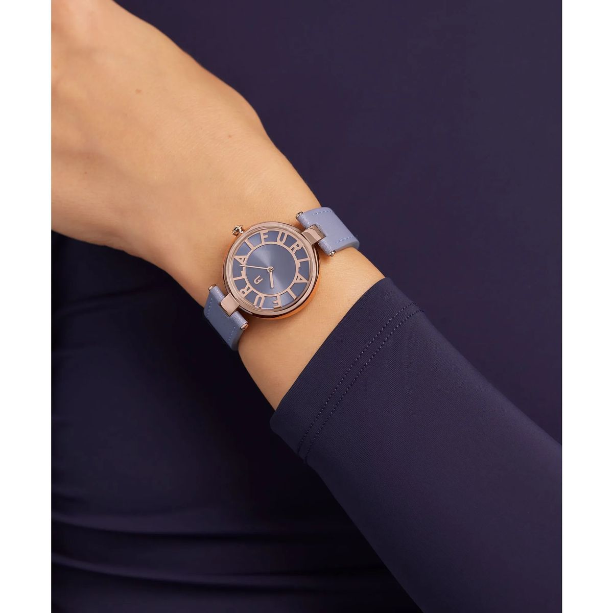 Minimalistische Uhr mit Lederarmband