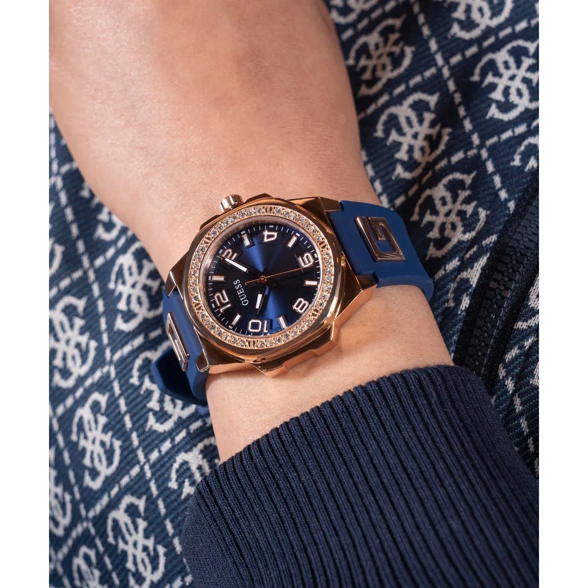 Blaue Analog-Quarzuhr für Damen