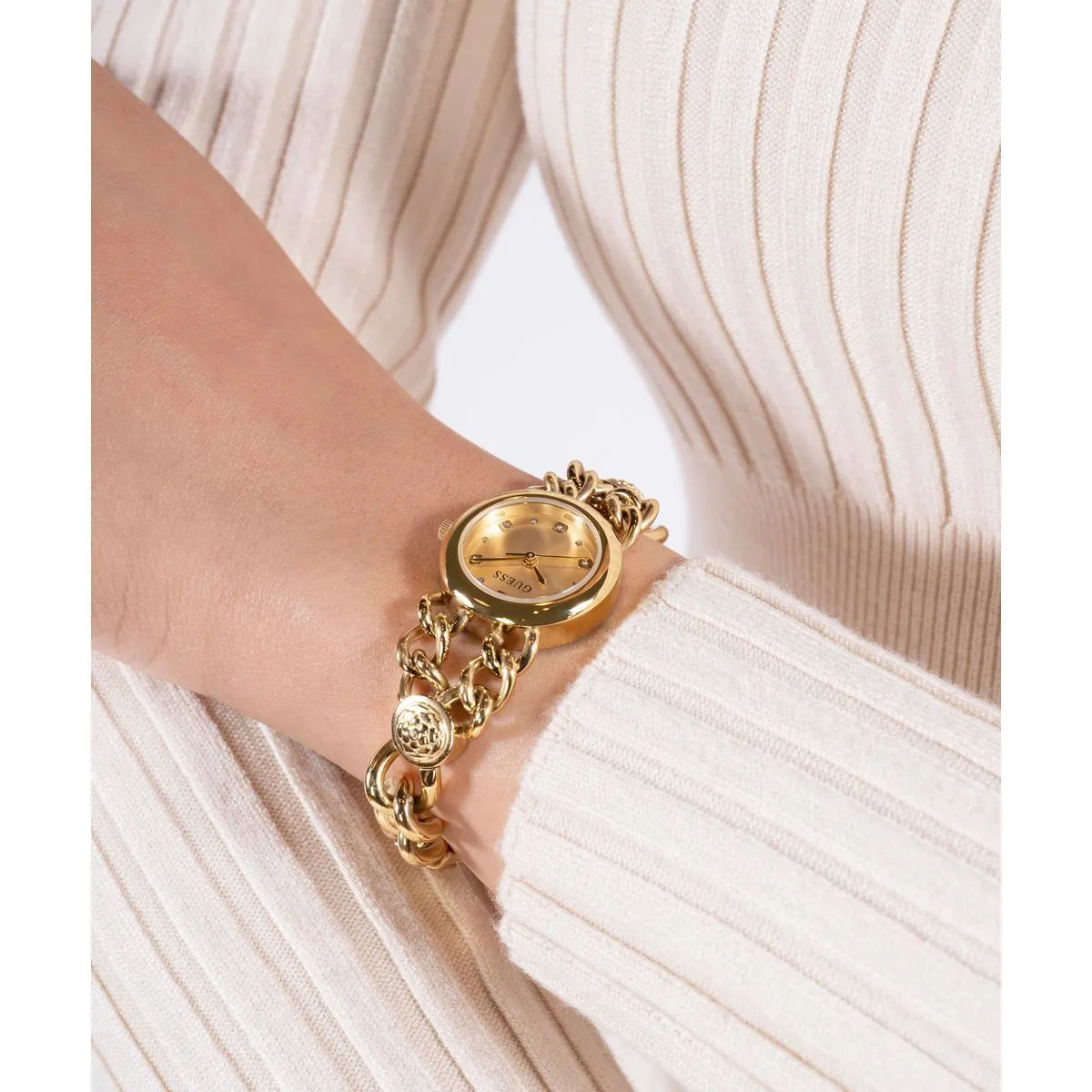 Elegante goldene Armbanduhr mit Kette