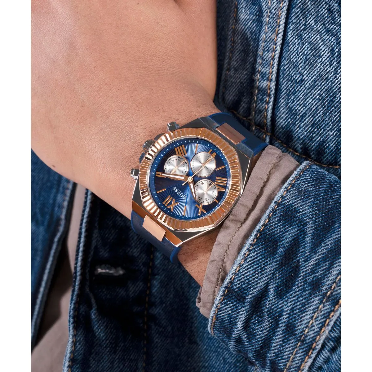 Multifunktionsuhr Blau und Roségold