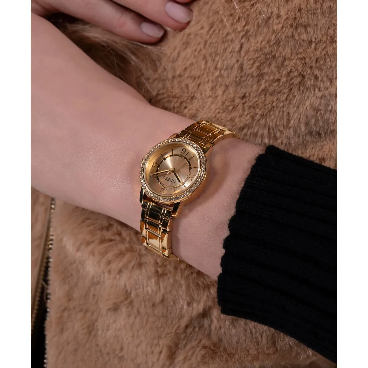 Goldfarbene, Kristall-Akzentuierte Uhr mit Wechselarmband