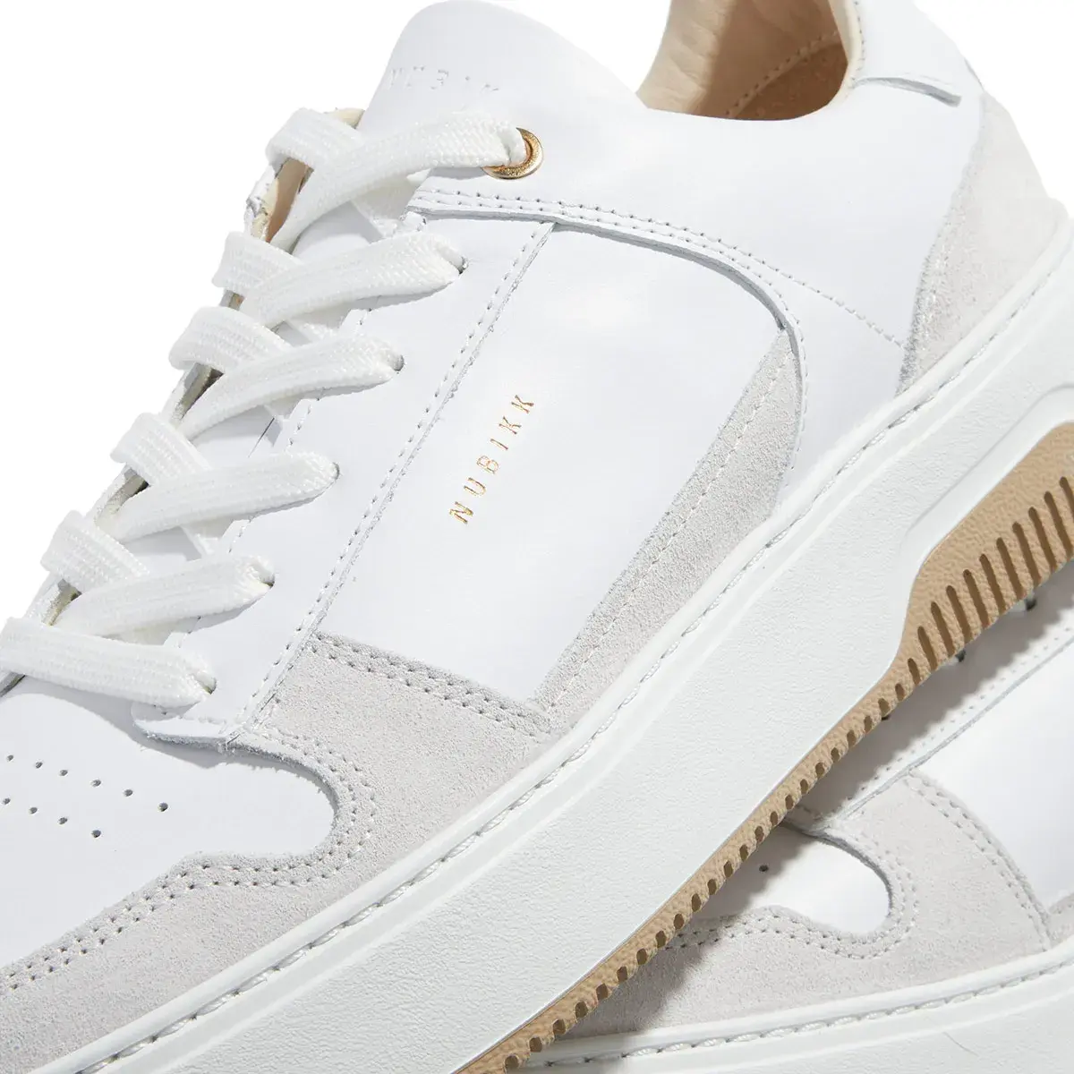 Weißer Court-Sneaker aus Leder
