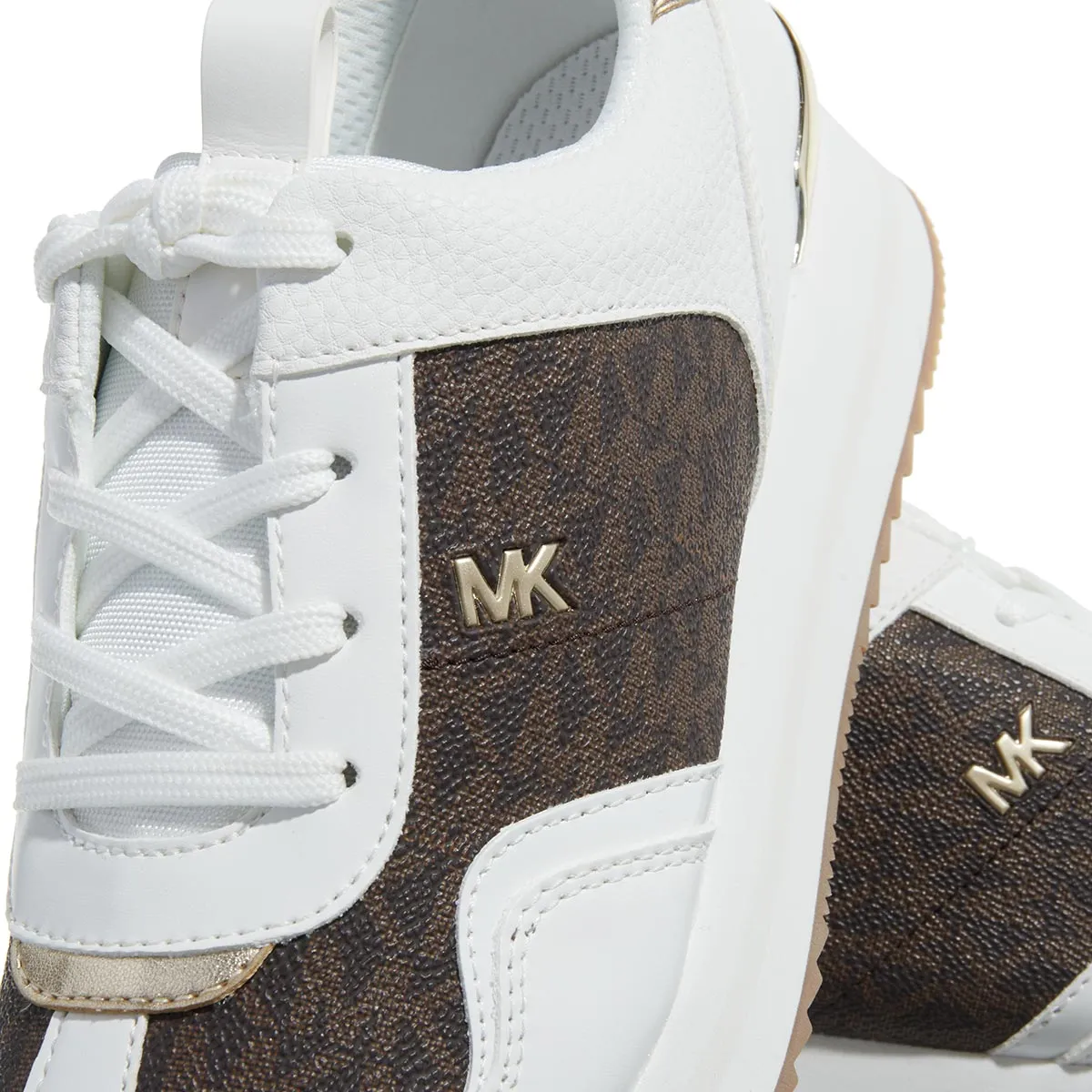 Plateau Sneaker mit Signature Logo
