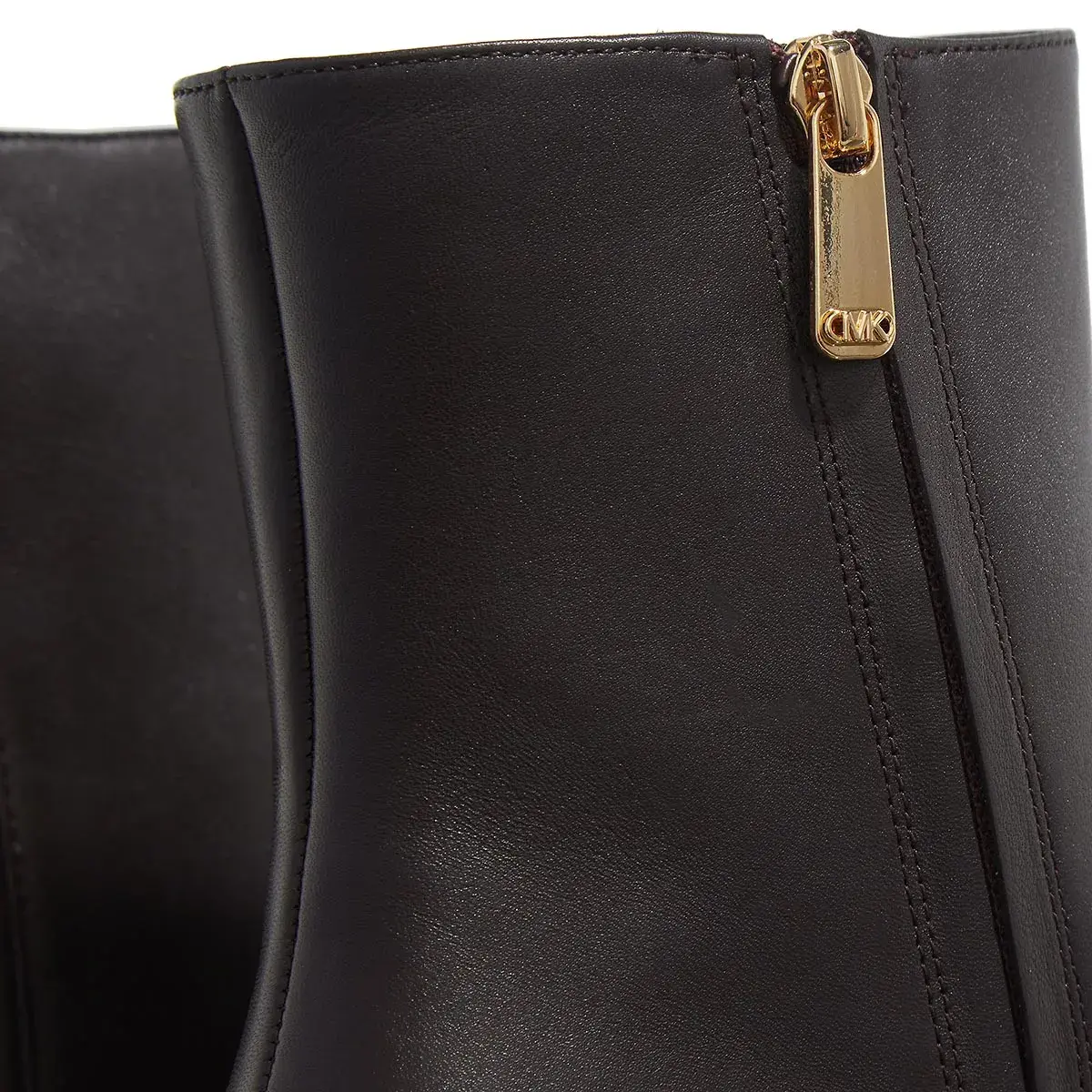Elegante Leder-Stiefeletten mit Absatz