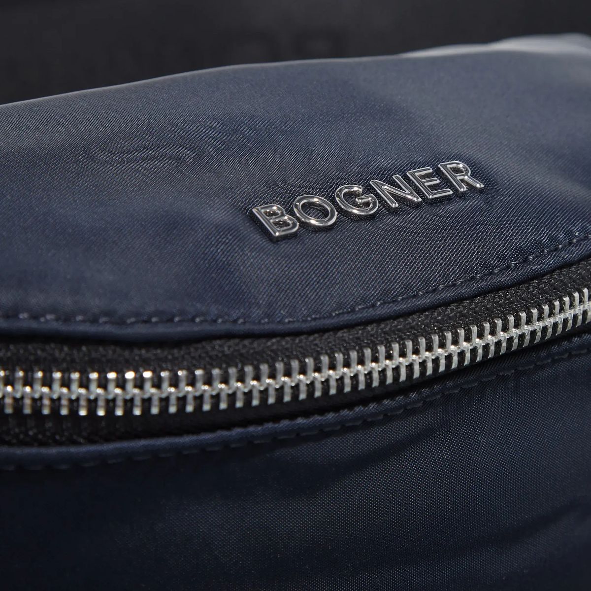 Nylon-Gürteltasche mit Logo-Detail