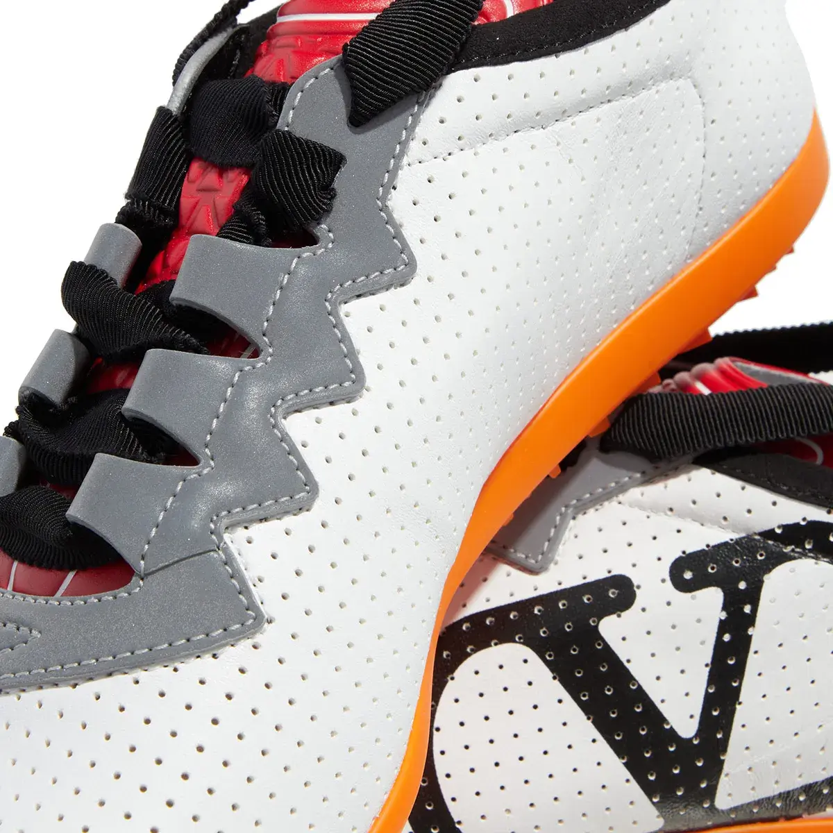 V-Logo High-Top Socken-Sneakers