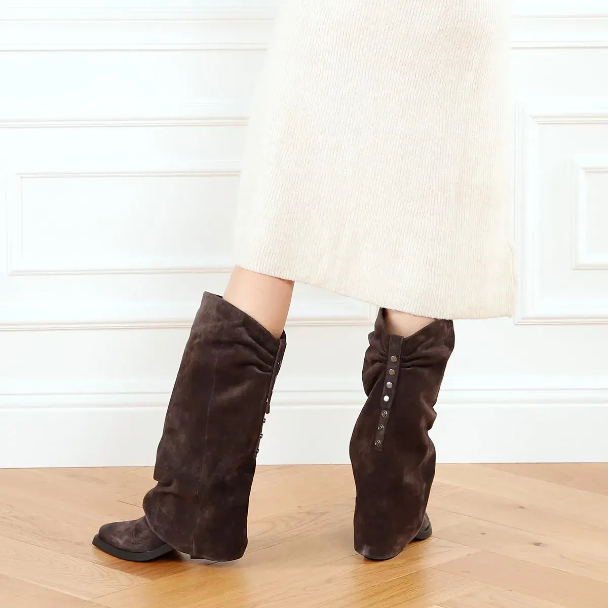 Lässige Kniehohe Stiefel aus Wildleder
