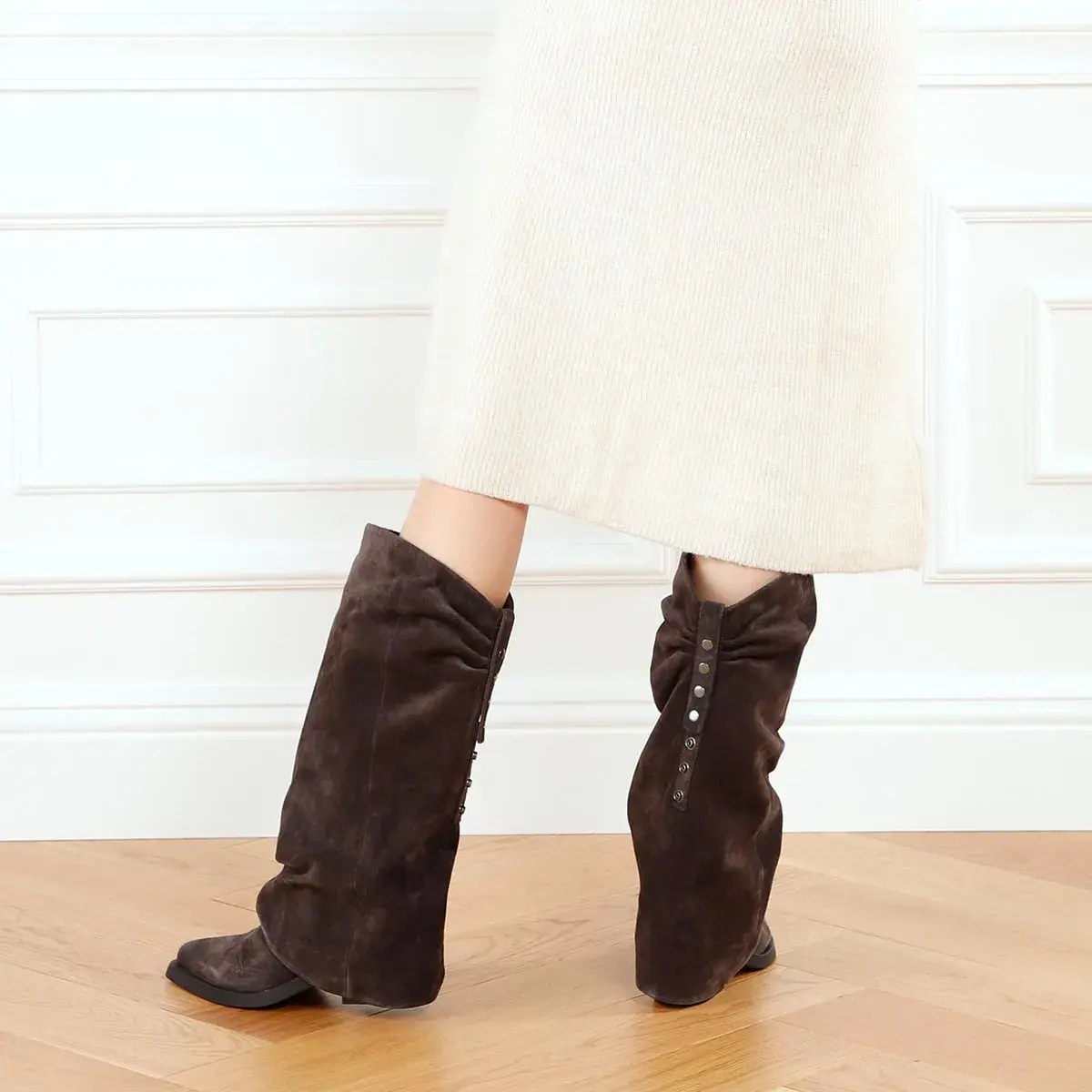 Lässige Kniehohe Stiefel aus Wildleder