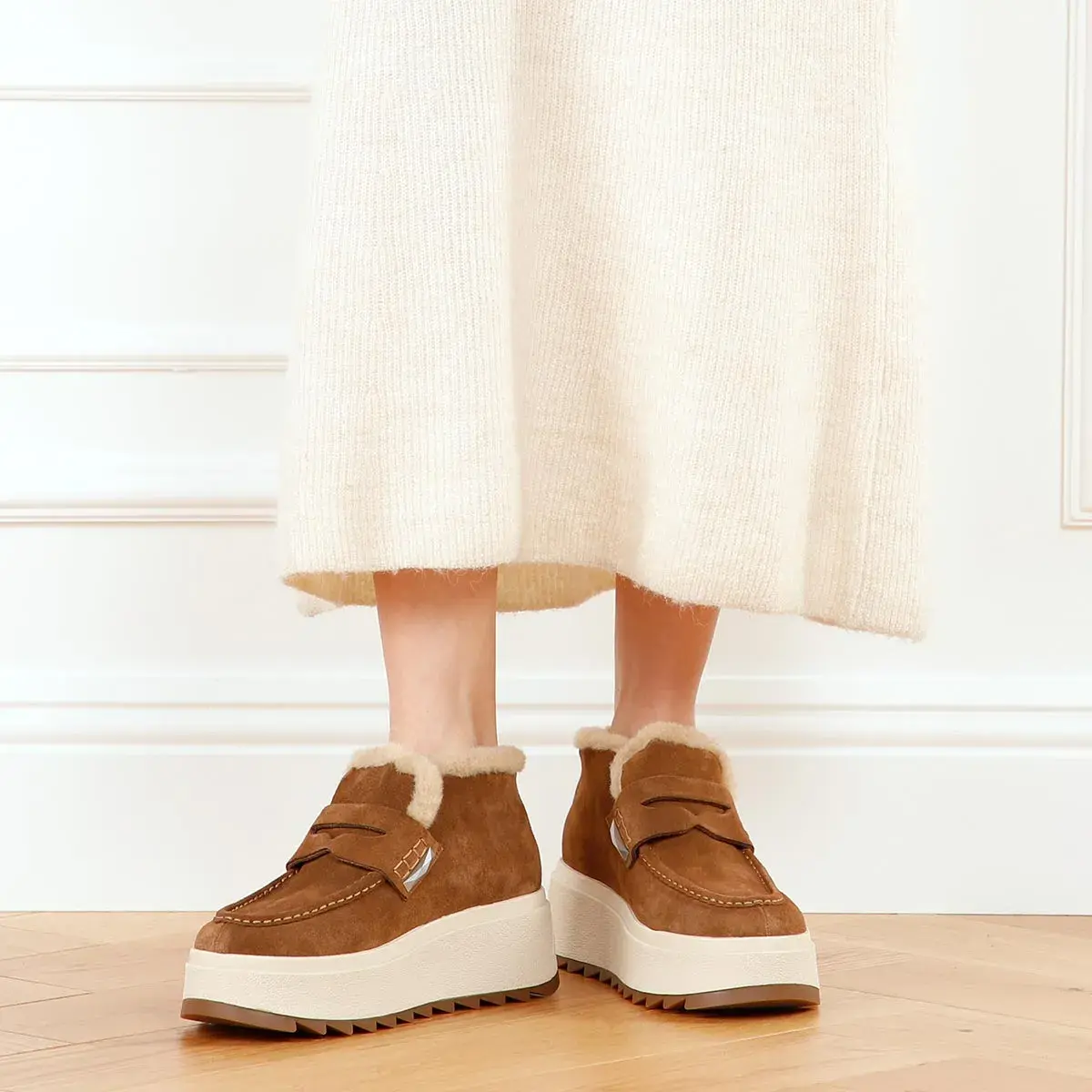 Braune Wildleder Plateau Loafer Stiefeletten