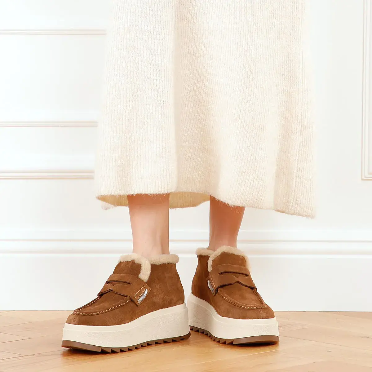 Braune Wildleder Plateau Loafer Stiefeletten
