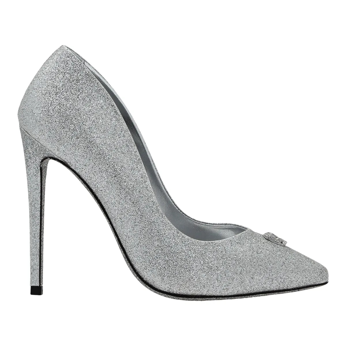 Funkelnde silberne Pumps mit spitzer Zehenpartie